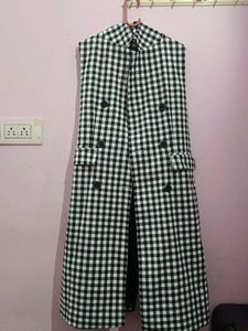 This is a classic Korean oversized coat
