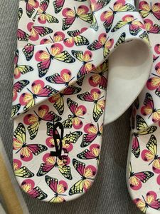Butterfly Print Flip-Flops