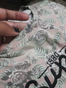 Vintage Floral Print Tshirt Top