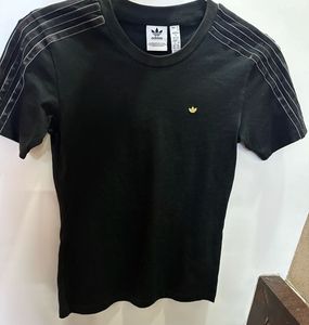 Adidas Originals Women’s Black Trefoil Tee