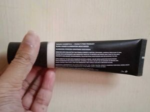 Bling Leader Illuminating Moisturizer Shade 01