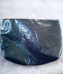 vegan leather pouch -Black