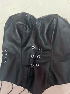 Black Leather Corset Top 🖤👠