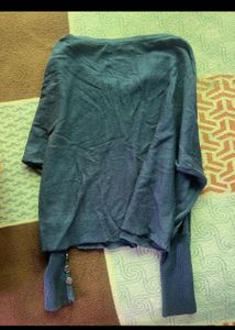 BLUE TOP