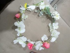 Beautiful Flowers Crown