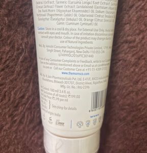 The Moms Co Turmeric Facewash