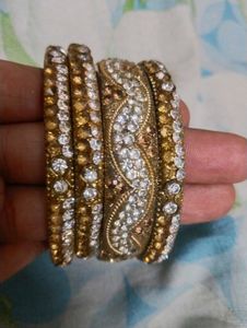 Sparkling Bangle Set
