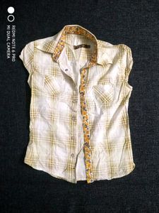 Shirt With Checks & Floral Print