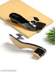 Chic Black Bow Detail Slides