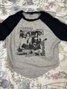 Anime/Manga Graphic Raglan Crop Top