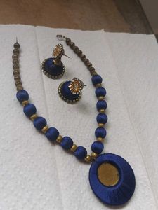 Blue Short Necklace With Earrings