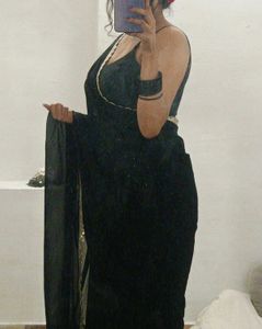 Elegant Black Saree with Border