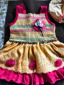 4 combo Cute Girls frocks