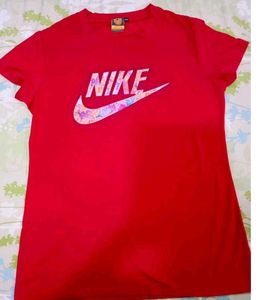 Red Nike Graphic Tee