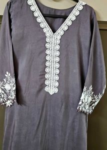 Elegant Purple Embroidered Kurta set