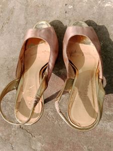 CHARLES & KEITH High Heel(37)