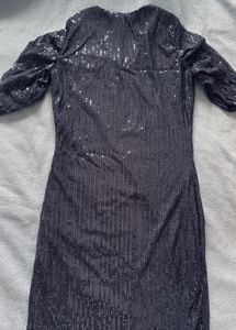 Navy Blue Embellished V-neck Chiffon Sheath dress