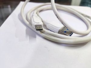 U&i V8 2.4A Data Cable