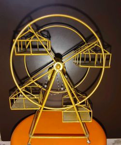 Golden Metal Giant Wheel Home Decor