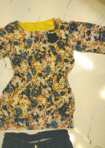 Floral blouson full sleeves top