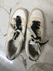 Casual Shoes