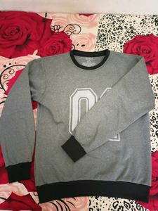 Medium Size Numbered Sweatshirt