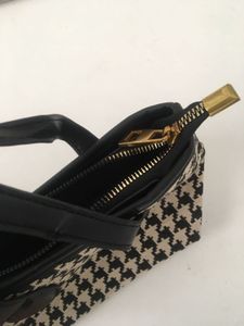 Twit Small Handbag(black And White )