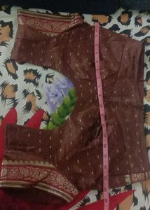 BROWN SAREE🐻