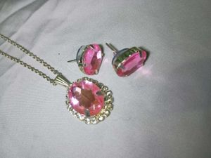 New pink stone necklace pendant earrings set