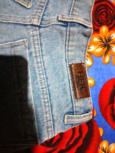 High Quality Ripped Denim Shorts