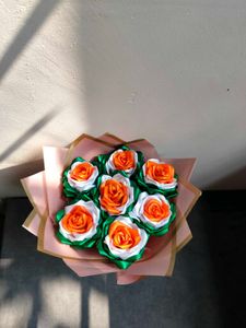 Tricolor Ribbon Rose Bouquet