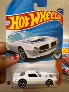 Hot Wheels &#39;73 Pontiac &amp; Ferrari F40