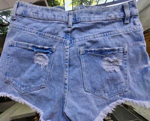 BERSHKA Ripped Denim Shorts 🦋
