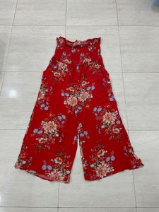 🌴Resort-Ready Red Floral Jumpsuit! ✨