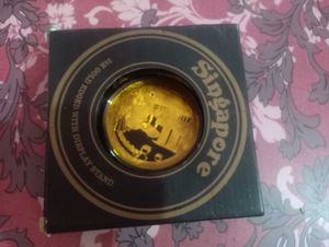 Singapore 24crt Gold Showpiece