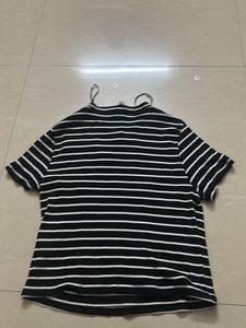 h&amp;m stretchy striped top(L)