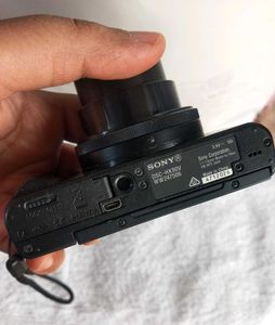 Sony DSC-HX90V Camera
