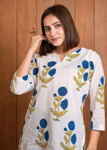Floral Print Short Kurta