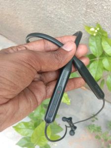 OnePlus Bluetooth Neckband – Excellent Condition