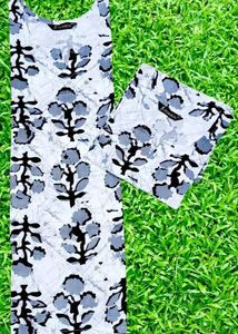 Women&#39;s Short Kurti Floral Hand Blocke Printed