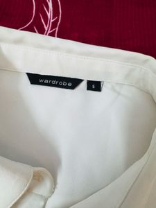 Stylish White Top Fo Ladies