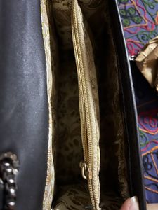 Black Slingbag