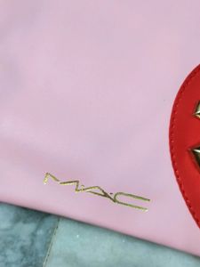 MAC Original Velentine&#39;s Pink Pouch