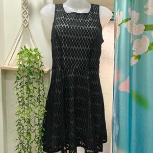 Chic Black Sleeveless Dress