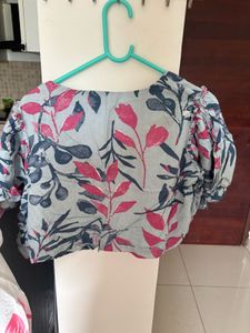 Floral Print Crop Top