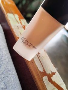 Lakme Invisible Finish Foundation 05
