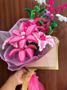 Pink Lily Pipe Cleaner Flower bouquet 🌷