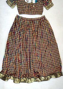 Checked Saree with Blouse Piece