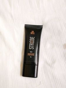 This is So true strobe cream(Gold)