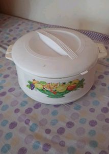 BIG SIZE INSULATED HOT POT , USED JST FOR 2 MONTHS